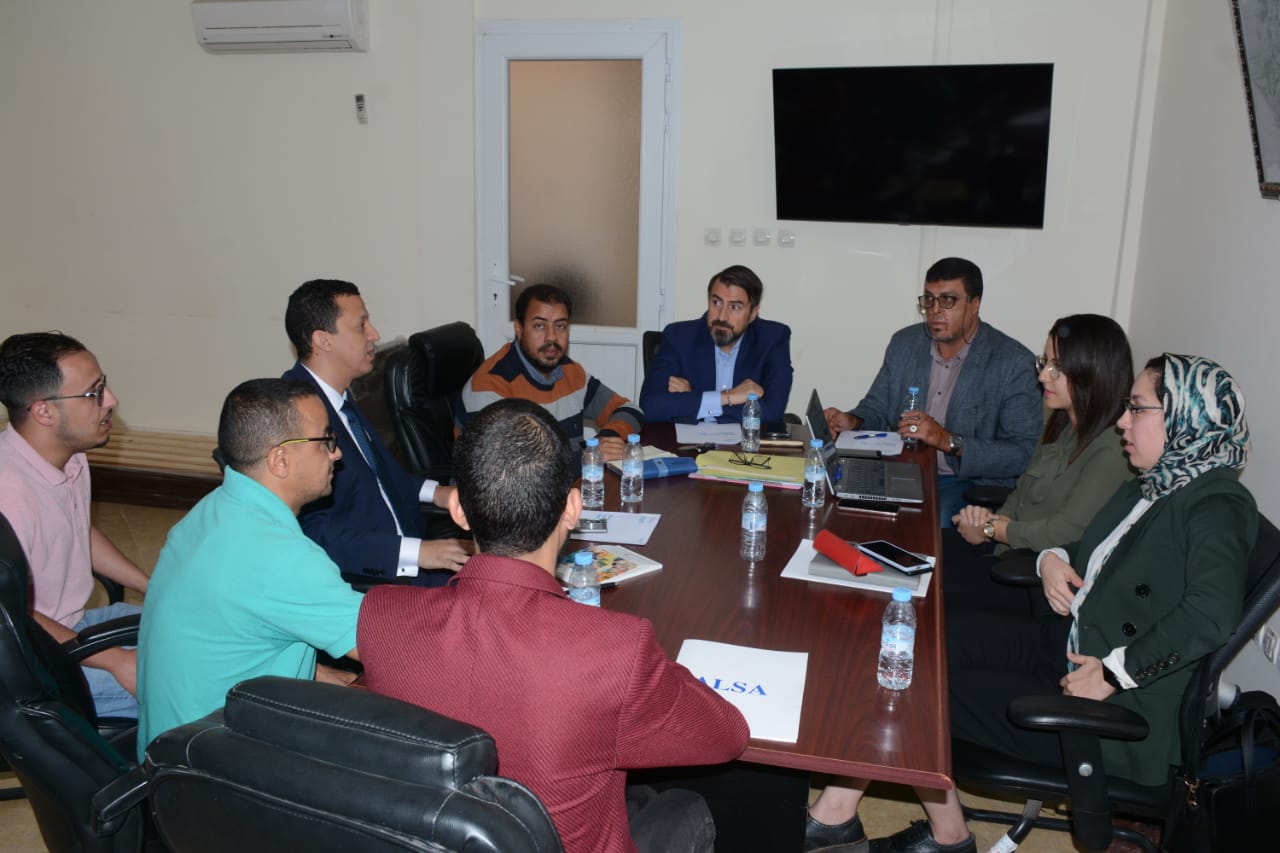 رئيس الجماعة يجتمع مع المدير العام لشركة ALSA CITY AGADIR لتتبّع توصيات وإشكالات النقل الحضري داخل المدينة.